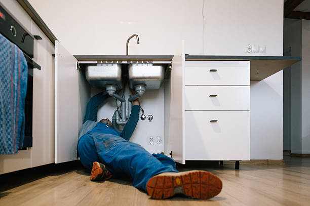 Professional Leak Detection technician working in Evanston, WY